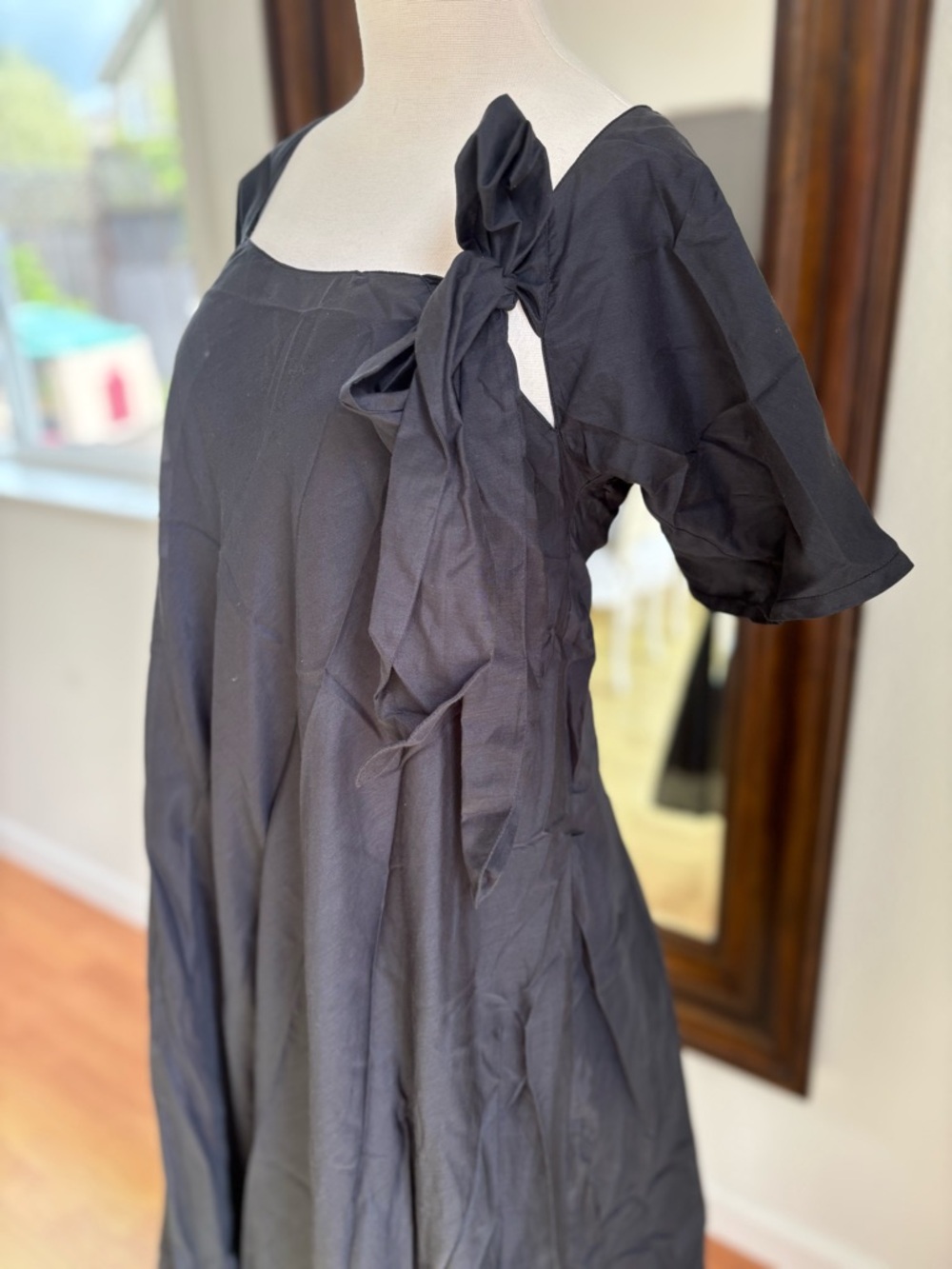 Black Square-Neck Short Sleeve Midi Dress - Cotton and Silk - Picture 2 of 4